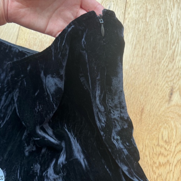 BETSEY JOHNSON BLACK CRUSHED VELVET WIDE LEG HIGH WAIST PANTS-2 - Picture 15 of 17